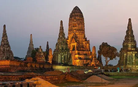Ayutthaya Famous Temple & Scenic Boat Tour From Train Station