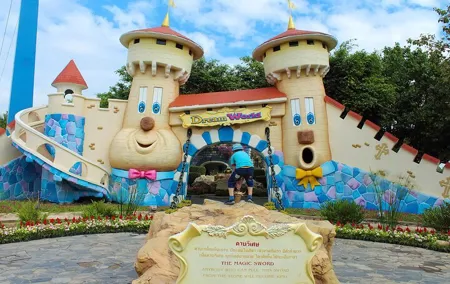 Dream World Tickets in Bangkok