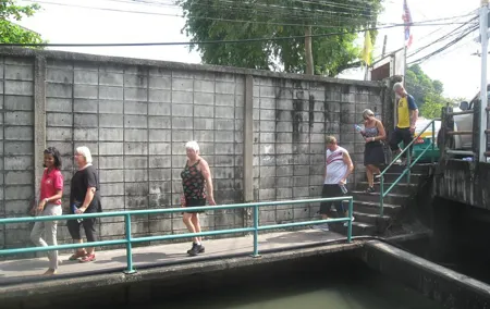 Explore Real Bangkok By Foot