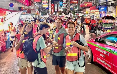 Discover the Mystical Beauty of Bangkok at Night 5-Hour Bike Tour