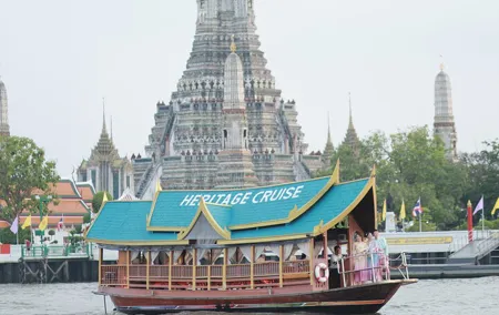 Instagram Photo Tour with Wat Arun and River Cruise