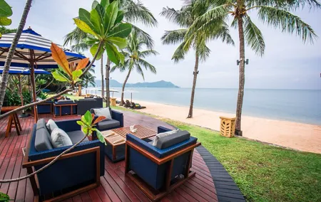 Full Day Pattaya Beach with Halal Lunch and Rooftop Sunset