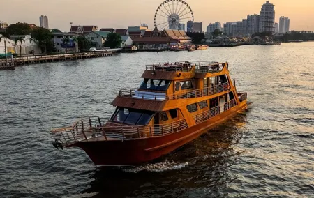 Pruek Michelin Fine Dining Cruise with City Views in Bangkok