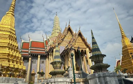 Bangkok Grand Palace Wat Pho and Long tail Boat Tour