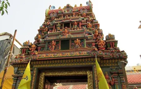 Hindu Selfie City Tour with Vegetarian Lunch (Bangkok)