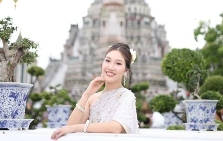 Lights, Camera, Landmark & Canal: A Picture Perfect Bangkok Tour