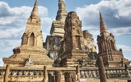 Eco-friendly Ayutthaya Tour with Bicycle Ride Experience
