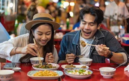 4 Hours Private Bangkok Backstreets Culinary Tour in Chinatown
