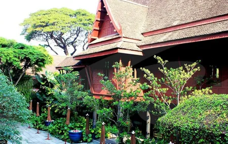 Legendary Silk City Tours Combo with Jim Thompson & Krua weaving