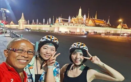 Bangkok After Dark Guided Bike Tour with Temple Views