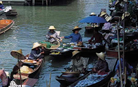 Full-Day Tour at Bangkok Floating Market and Pathom Organic Farm