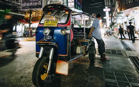 Bangkok - Chinatown, Markets & Street Food.hday With Local Vehicles & Tuk Tuk Ita