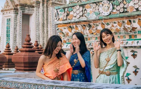 Bangkok Insta City Tour: Lights, Camera, and Landmark