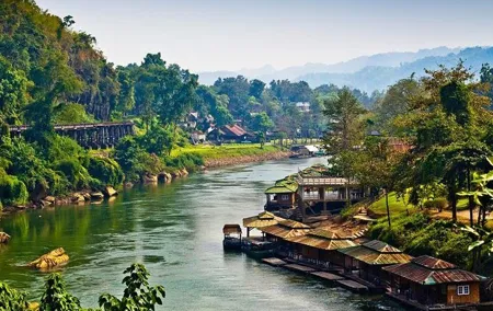 Kanchanaburi, River Kwai, War Museum, Train, PRIVATE lunch with ITA guide