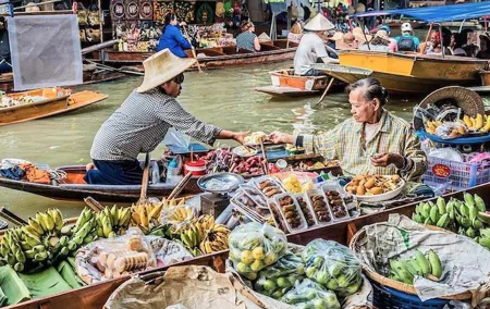 Bangkok Train Market and Floating Market Excursion