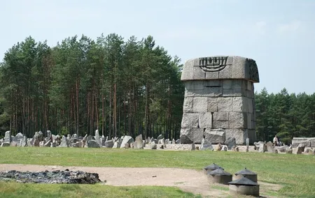Half Day Treblinka Death Camp Small Group Tour from Warsaw with Lunch