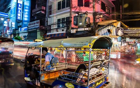 Tuk Tuk Private Night Tour in Bangkok with Guide