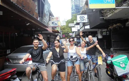 Amazing Bangkok Morning Bike Tour