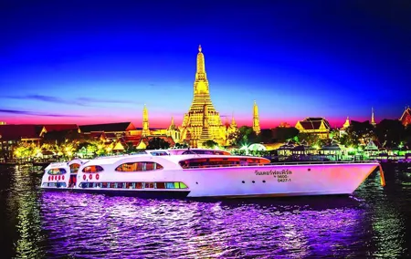 Grand Pearl Dinner Cruise with Private Transportation