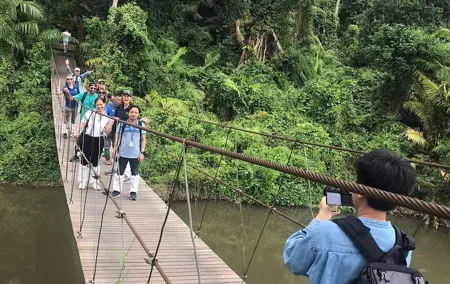 Khaoyai National Park Hiking and Haew Suwat Waterfall