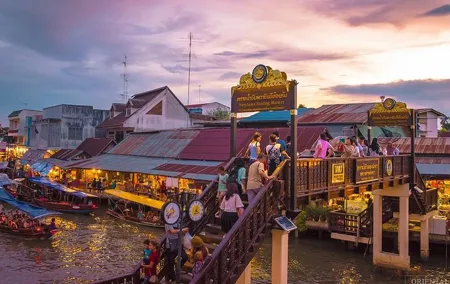 Bangkok: Amphawa Floating Market & Maeklong Railway Market Tour