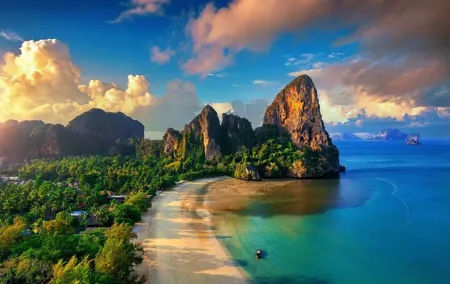 South Thailand: Riding The Coastline of Dreams (12 Day Tour)
