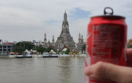 Historical Temples Tour & Hidden Bar at Sunset