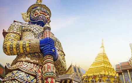 Bangkok Muslim Landmark Tour with Grand Palace & Famous Mosques