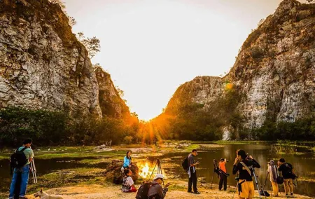 Tranquil Ratchaburi Getaway: A Refreshing Retreat with Lunch