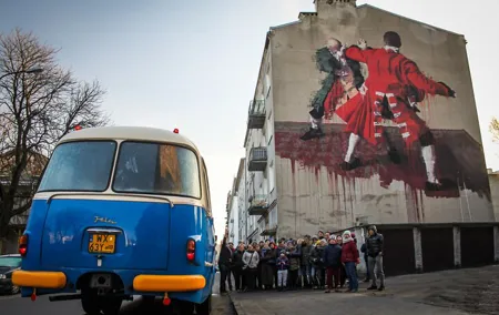 Discover the Dark Side of Warsaw in Praga District by Retro Bus