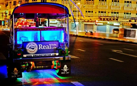 Bangkok Magnificent Lights by Tuk Tuk