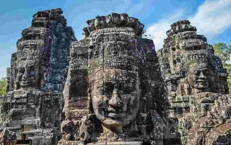 Round Trip Bangkok & Siem Reap 6 Day 4 Night by Bus & Privet Car