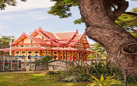 Private Hua Hin Day Tour from Bangkok