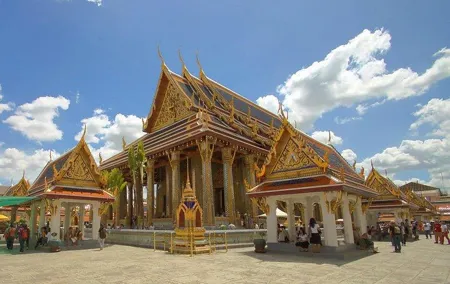 Bangkok Landmark Tour with The Grand Palace, Wat Arun and Wat Pho