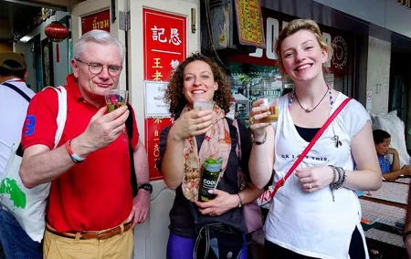 Private - China Town Walking Tour incl. secret herbal drink