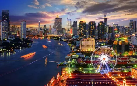 Bangkok by Night Food Temples and Markets by Tuk-Tuk