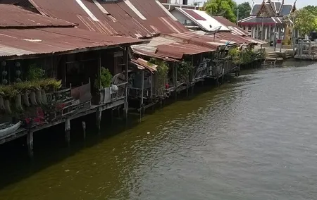 2 Hour Longtail Boat Ride at Bangkok Canal
