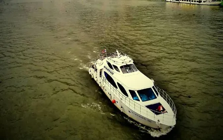 Sunset Bangkok Cruise by the yatch
