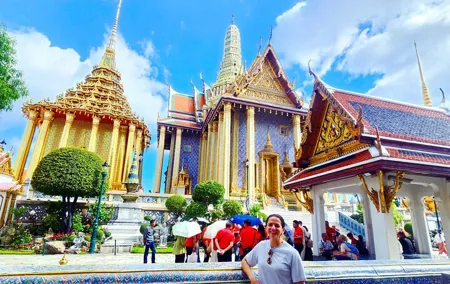 Bangkok Grand Palace and Temples Private Tour