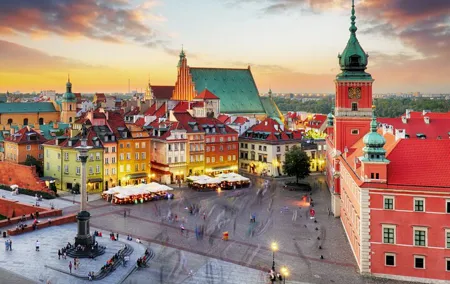 Warsaw Scavenger Hunt and Highlights Self-Guided Tour