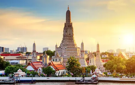 Bangkok Three Temple and Shopping Private Tour