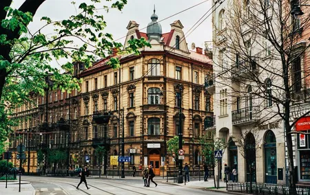 Private transfer from Warsaw to Krakow with 2h of Sightseeing