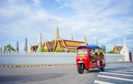 4Hour Bangkok Community Tuk Tuk Ride Pass
