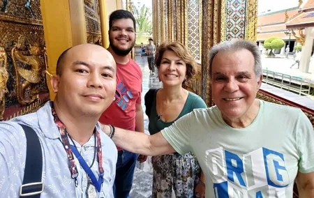 Grand Palace, Temples, and Canal Multilingual Private Tour