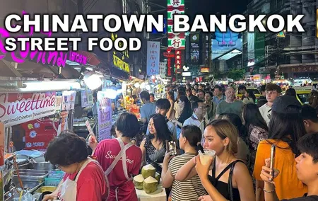 Bangkok Evening Food Tour with Songwad Street Tastings