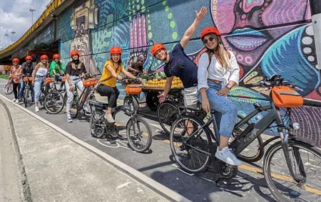 Warsaw Bike Tour: Old Town Guided Tour - 90 Minutes of Magic!