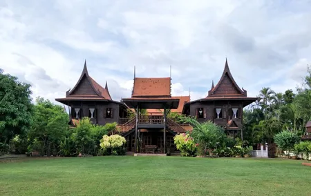 1 Day 1 Night Thai Cooking Class with Boat Trip and Transfer