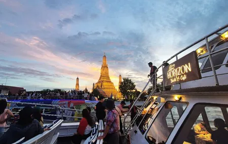 Bangkok Horizon Yacht Luxury Dinner Cruise