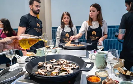 Paella Cooking Class in Madrid with Bottomless Wine Pairing
