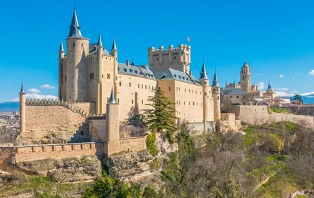 Madrid to Avila & Segovia: Full-Day Highlights Tour